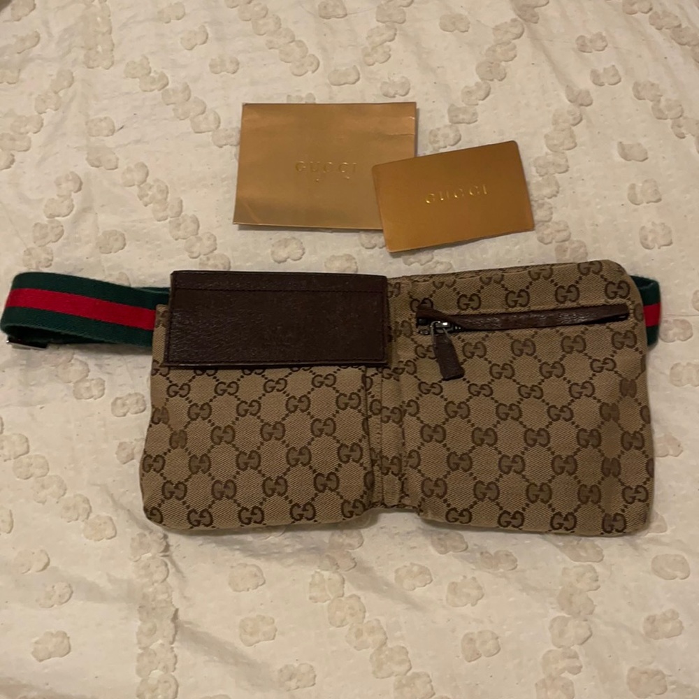 100% AUTHENTIC GUARANTEED Gucci Fannypack belt bag